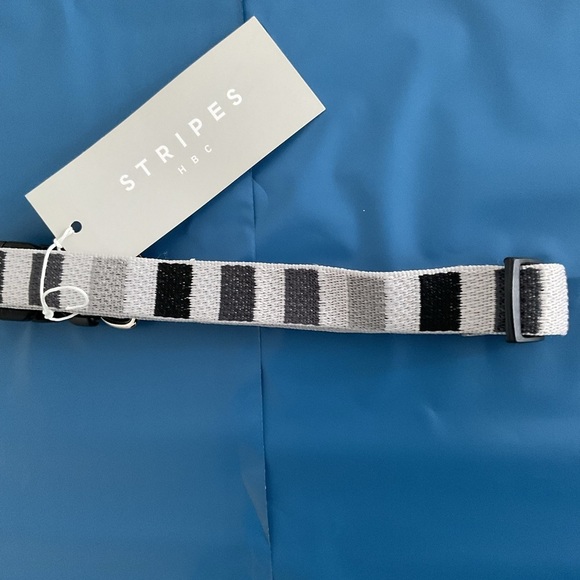 Stripes HBC Black and White Dog Collar (Hudson’s bay ) - Picture 2 of 2